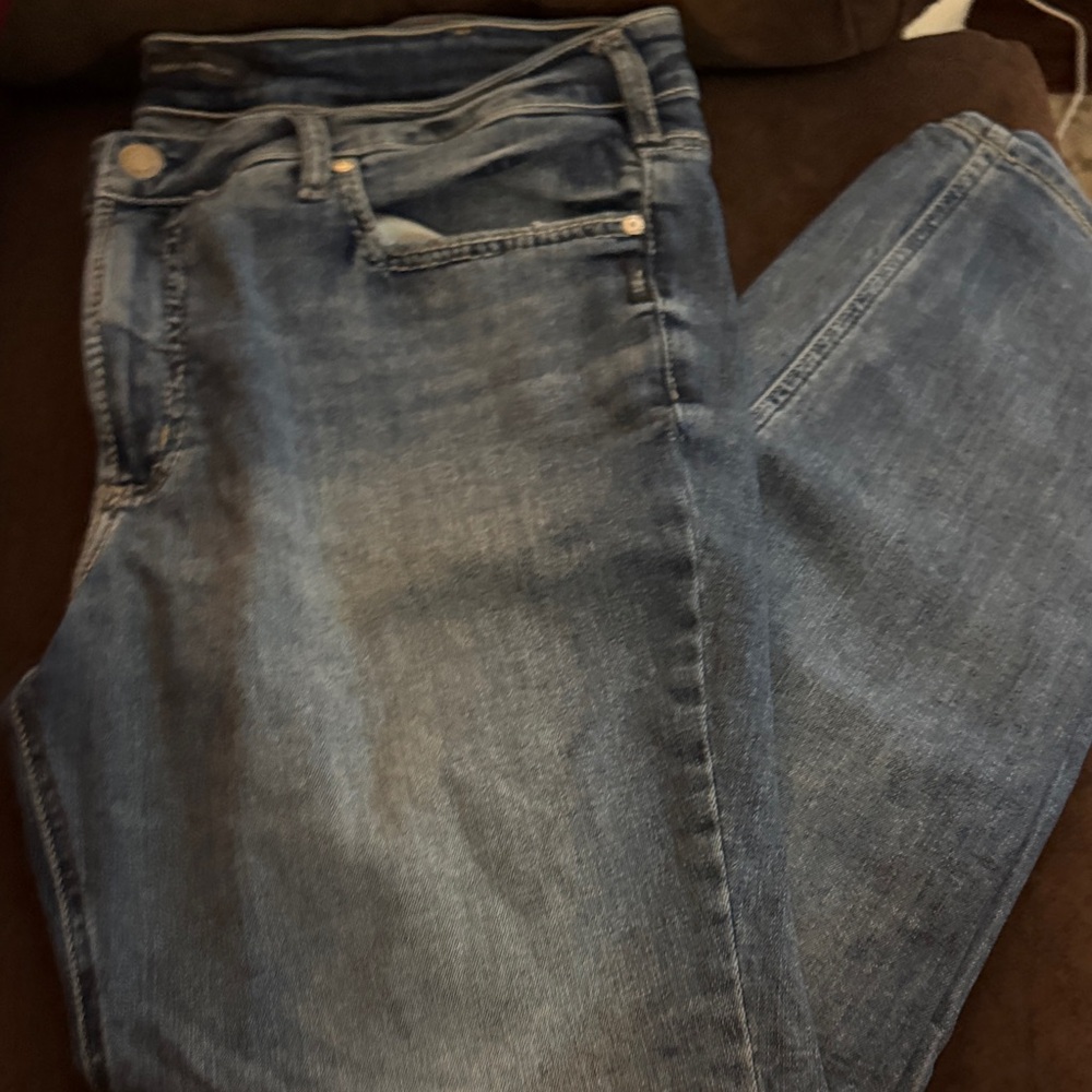 Silver Jeans- Suki Straight Medium Wash
